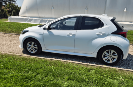 Kupujte & Prodajajte Rabljene Avtomobile v Slovenija