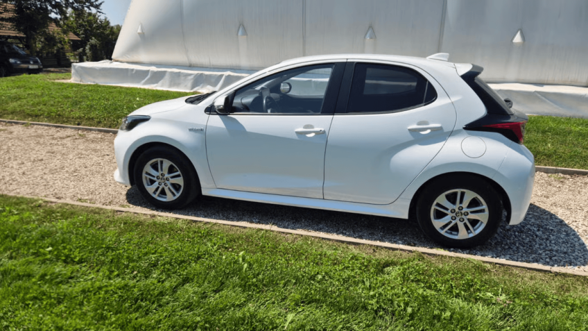 Kupujte & Prodajajte Rabljene Avtomobile v Slovenija